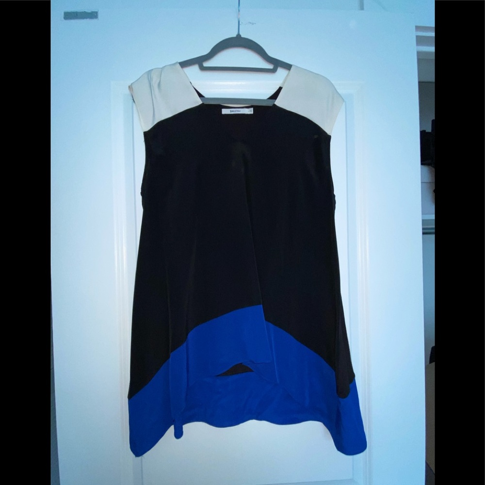 High low silk front strip blouse